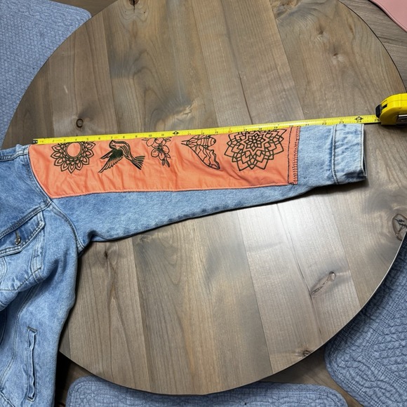 Orchid Colombia Jean Jacket w/ Butterfly Accents, Size M - BRAND NEW! - Picture 8 of 9